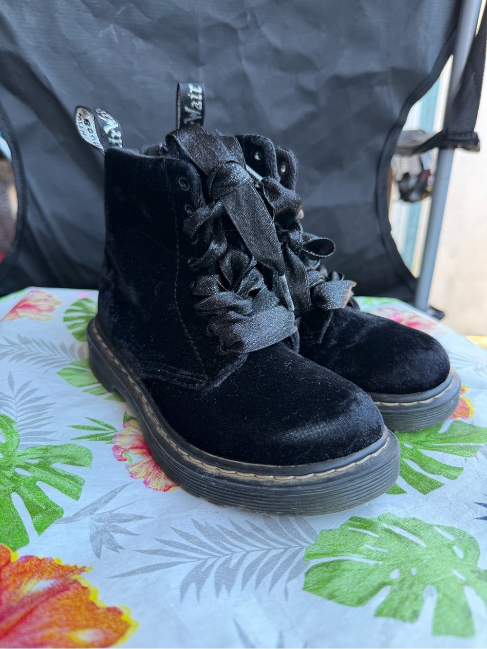 Dr. Martens Kids Black Velvet Lace-Up Ankle Boots